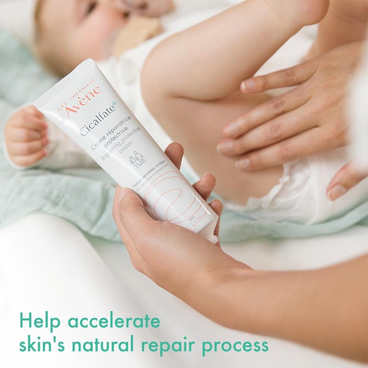 Avene-Cicalfate-Creme-Reparatrice-Protectrice-Repairing-Protective-Cream-6