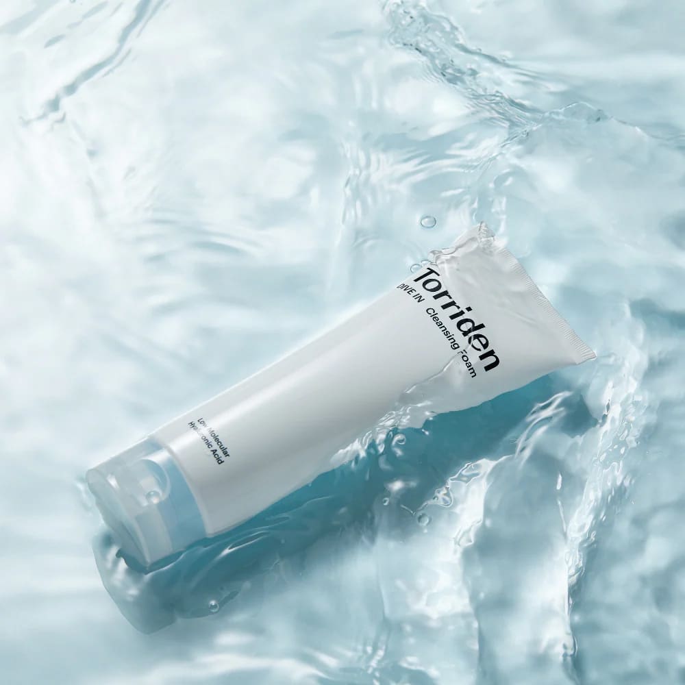 Torriden-DIVE-IN-Low-Molecular-Hyaluronic-Acid-Cleansing-Foam1