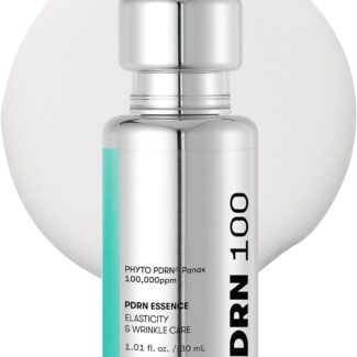 اسنس شفاف‌کننده پوست وی تی کازمتیک حاوی سراماید مدل Radiance and Moisture مناسب انواع پوست حجم 30 میلی‌لیتر